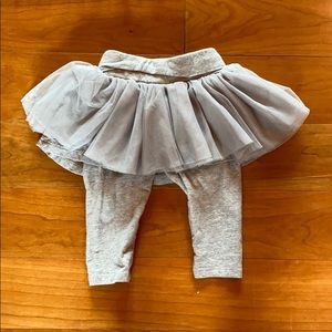 Gap gray leggings with tutu